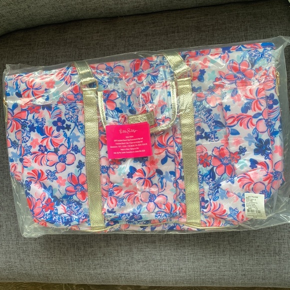 Lilly Pulitzer Insulated Beach Tote Bag - Picture 3 of 6